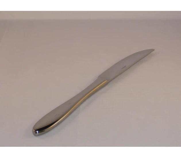Tafelmes 23,5 cm.