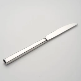 Tafelmes 23 cm